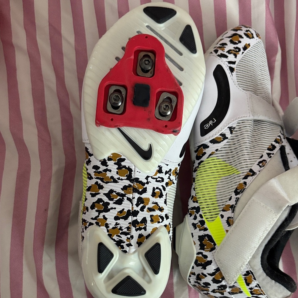 Peloton clip in Leopard Print Athletic Shoes with Neon Accents - Picture 2 of 3